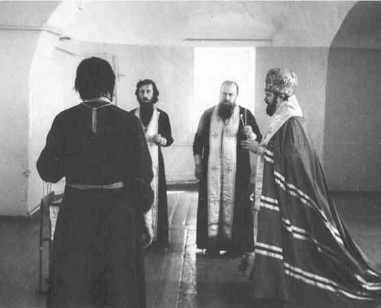 Panikhida before the beginning of the acquisition of relics