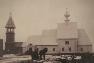  Построена на рубеже XVII и XVIII веков, в 1905 году перенесена на нынешнее место