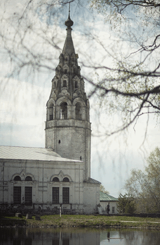 Пос. Сусанино. Колокольня Воскресенской церкви Фото Пакельщиков Т.В.