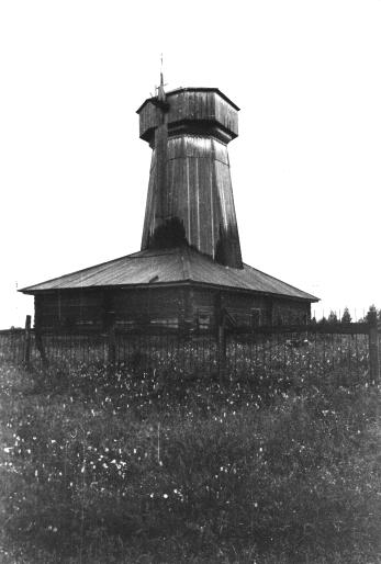  Шатровая деревянная архитектура