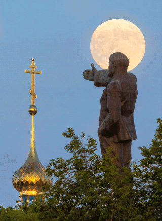 Ленин великий нам путь озарил. Костромские памятники
