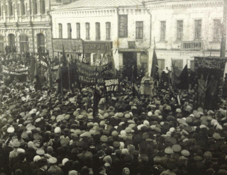  На улицах Иваново-Вознесенска