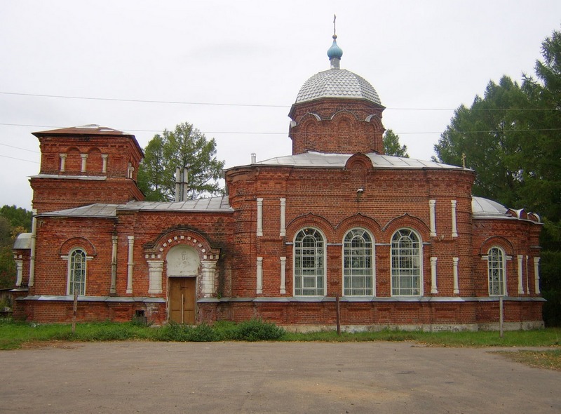 Рисунок 37 Никольская церковь (старообрядческая), с. Чернопенье. Фото 2003 г.